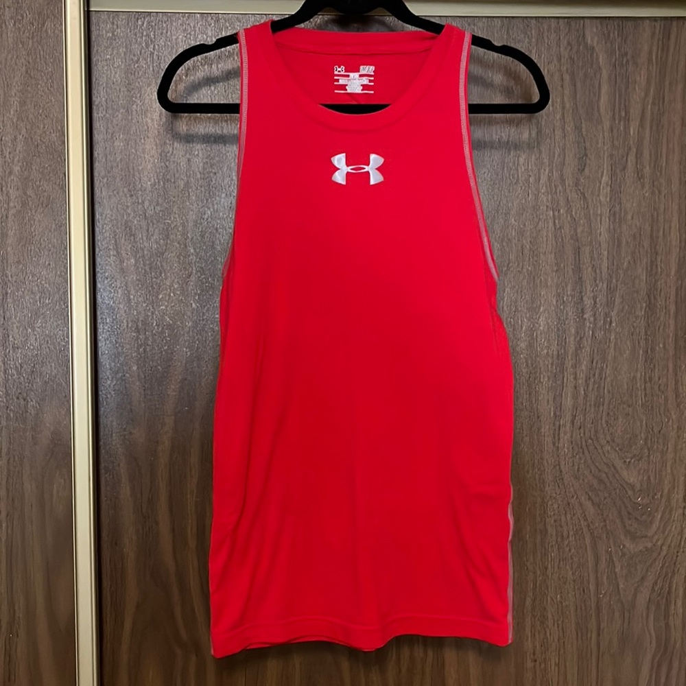 Under Armour sleeveless shirt